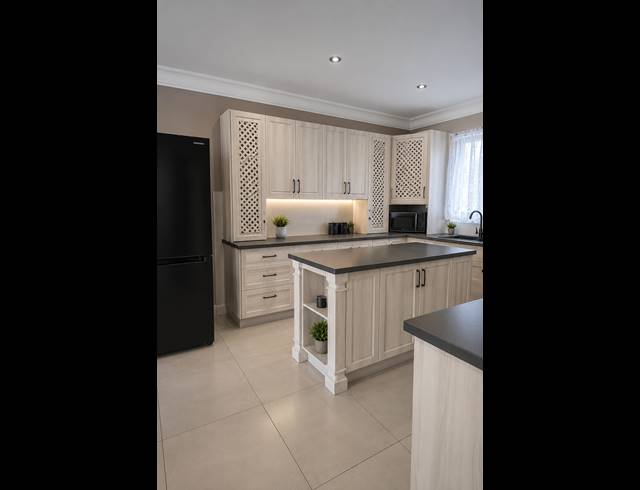3 BEDROOM HOUSE FOR SALE IN BENDOR